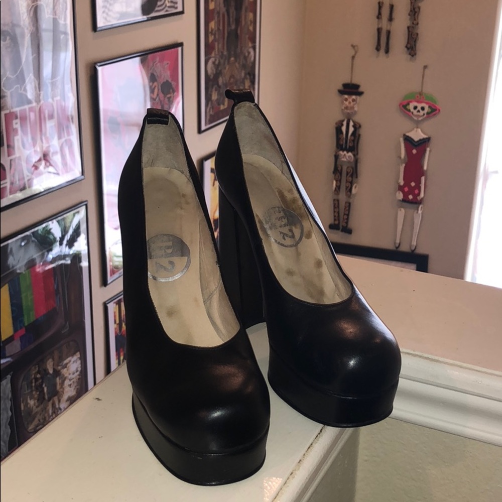 B2 platforms